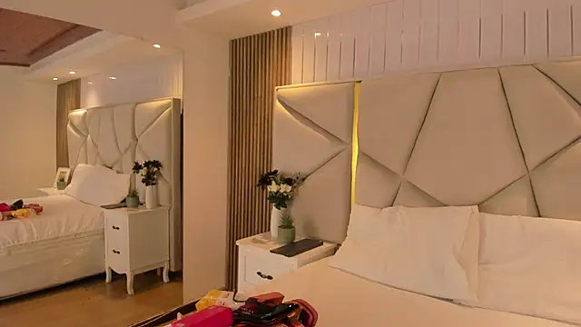 SweetKata  online show from 02.11.26