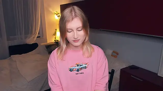 LisaRais online show from 11.09.25