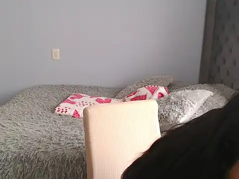 cute8smile online show from 11.29.25