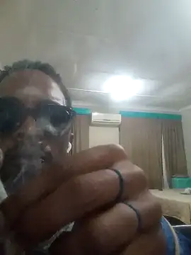 Snapshot of Blck420 chatting on 11.24.25 Blck420 online show from 11.24.25