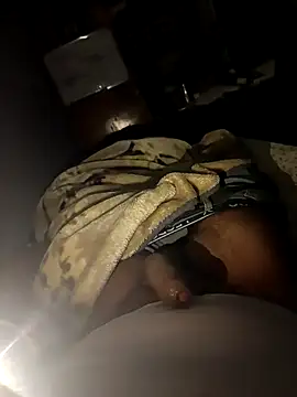 Snapshot of MoAntoMora chatting on 11.18.25 MoAntoMora online show from 11.18.25