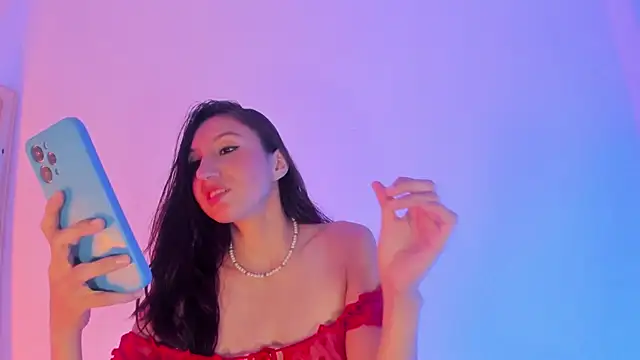 Snapshot of lily_ross1 chatting on 11.18.25 lily ross1 online show from 11.18.25