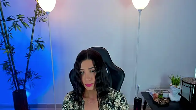 Snapshot of JessicaPratt chatting on 03.17.25 JessicaPratt online show from 03.17.25