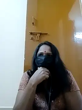 Snapshot of tamilammu1431 chatting on 11.13.25 tamilammu1431 online show from 11.13.25