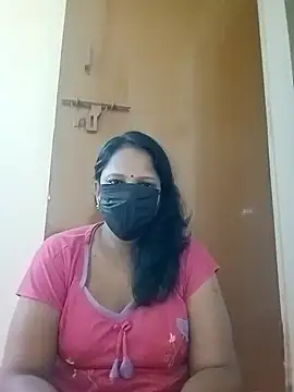 Snapshot of tamilammu1431 chatting on 11.19.25 tamilammu1431 online show from 11.19.25