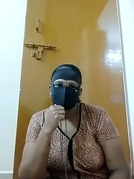 Snapshot of tamilammu1431 chatting on 12.01.25 tamilammu1431 online show from 12.01.25