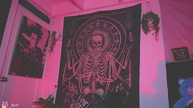 Dalia Vorhees online show from 01.10.26