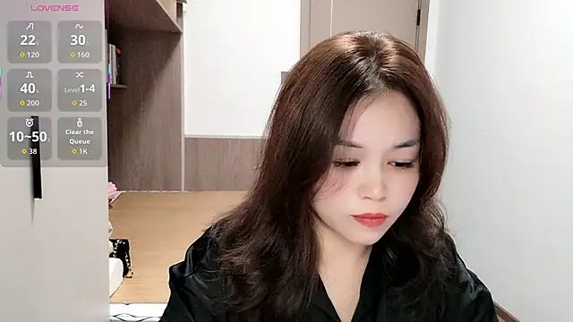 Ella-61 online show from 10.24.25