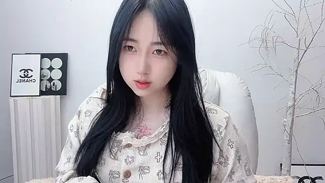 Snapshot of Love-hanzaizai718 chatting on 11.18.25 Love-hanzaizai718 online show from 11.18.25