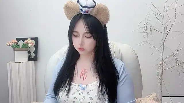 Snapshot of Love-hanzaizai718 chatting on 11.26.25 Love-hanzaizai718 online show from 11.26.25