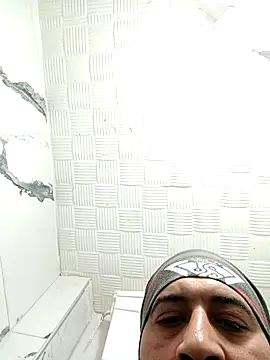 Snapshot of asem19999 chatting on 10.23.25 asem19999 online show from 10.23.25