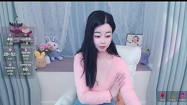 Snapshot of Xiaodie-baby chatting on 05.07.26 Xiaodie-baby online show from 05.07.26
