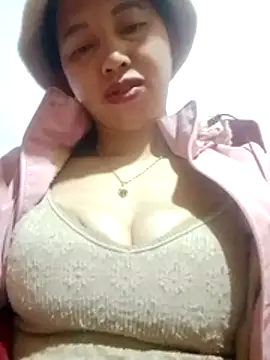 Snapshot of TRIEUTRIEU20 chatting on 03.04.26 TRIEUTRIEU20 online show from 03.04.26