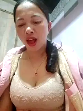 Snapshot of TRIEUTRIEU20 chatting on 03.16.26 TRIEUTRIEU20 online show from 03.16.26