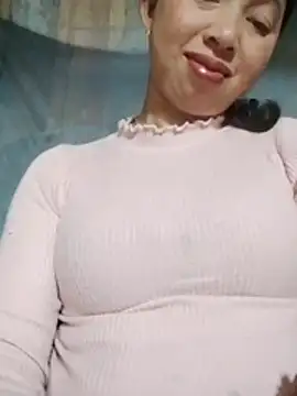 Snapshot of TRIEUTRIEU20 chatting on 04.01.26 TRIEUTRIEU20 online show from 04.01.26