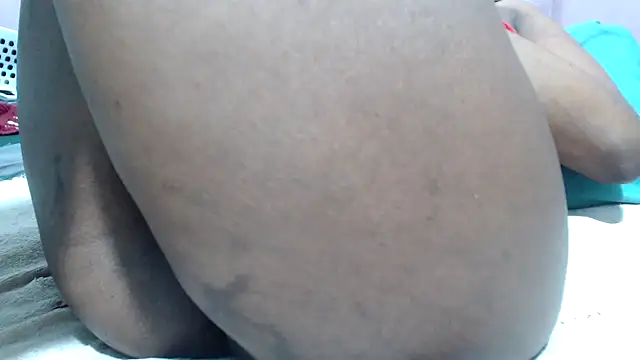 Snapshot of Bracylia chatting on 06.25.26 Bracylia online show from 06.25.26