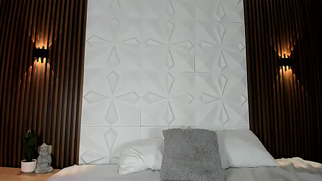 Snapshot of AmyColman_ chatting on 06.11.26 AmyColman online show from 06.11.26