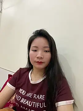 Snapshot of Bee_Yellow00 chatting on 02.23.26 Bee Yellow00 online show from 02.23.26