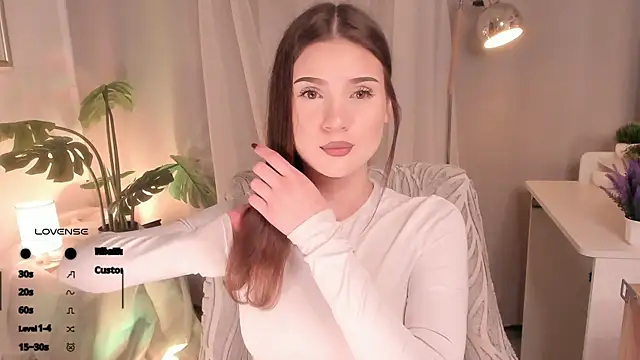 Snapshot of AustinClowerd chatting on 10.30.25 AustinClowerd online show from 10.30.25