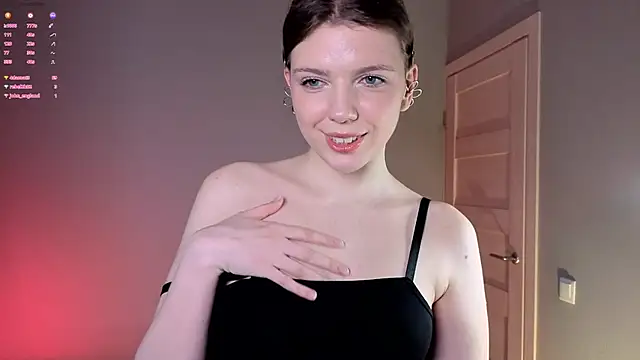 PollyRouge   online show from 02.15.26