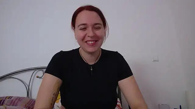 Snapshot of Latexaddictx_ chatting on 11.08.25 Latexaddictx online show from 11.08.25