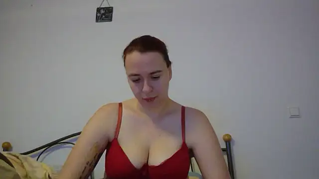 Snapshot of Latexaddictx_ chatting on 11.25.25 Latexaddictx online show from 11.25.25