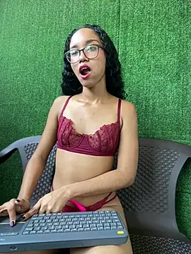 Snapshot of GiselleVice chatting on 02.18.26 GiselleVice online show from 02.18.26