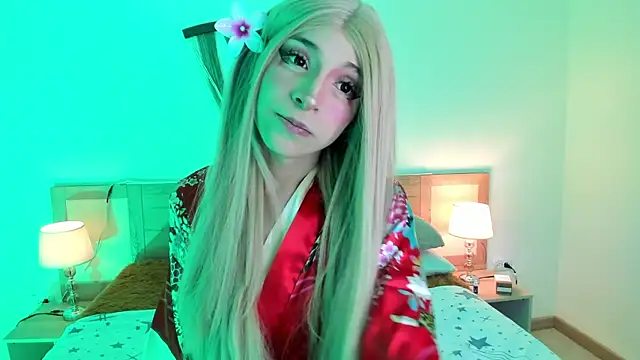 Snapshot of Damiian20_ chatting on 11.21.25 Damiian20 online show from 11.21.25