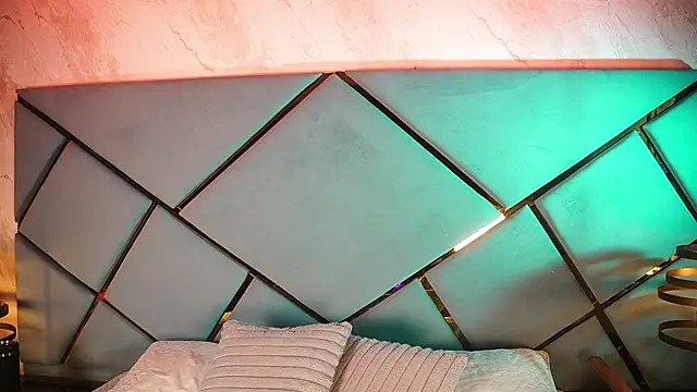  giggy 2 online show from 12.03.25