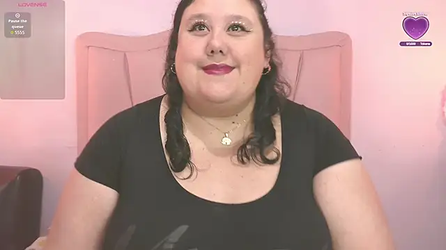 Snapshot of marianabbw30 chatting on 12.14.25 marianabbw30 online show from 12.14.25