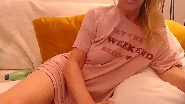 susylux online show from 12.23.25