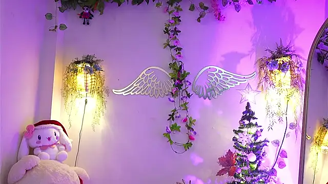 ISA NIXON online show from 12.16.25