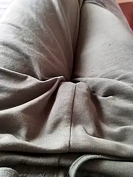 Snapshot of Andres__00 chatting on 04.04.26 Andres 00 online show from 04.04.26