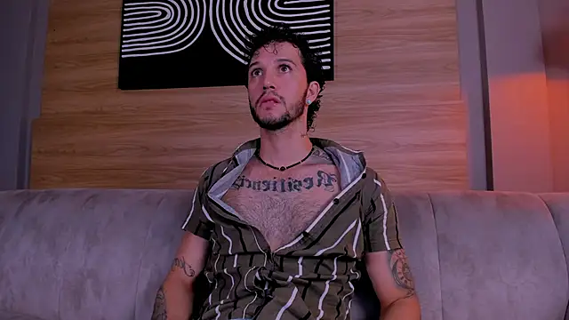 Snapshot of tonny__08 chatting on 11.14.25 tonny 08 online show from 11.14.25