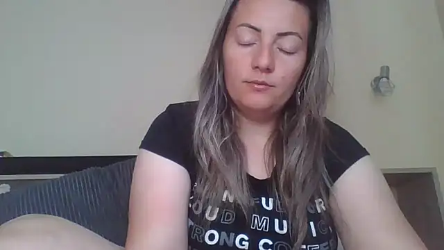 Gabrielaalialiali online show from 04.27.26