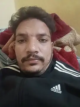 Snapshot of indoregigolo chatting on 12.18.25 indoregigolo online show from 12.18.25