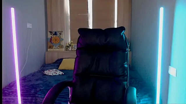 Sweet-n-Strong online show from 02.08.26