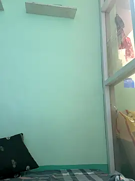 Snapshot of Kairi_Yu chatting on 12.05.25 Kairi Yu online show from 12.05.25