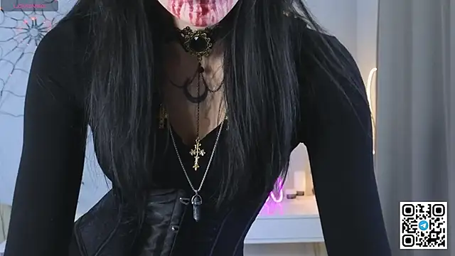  amy luna  online show from 10.31.25