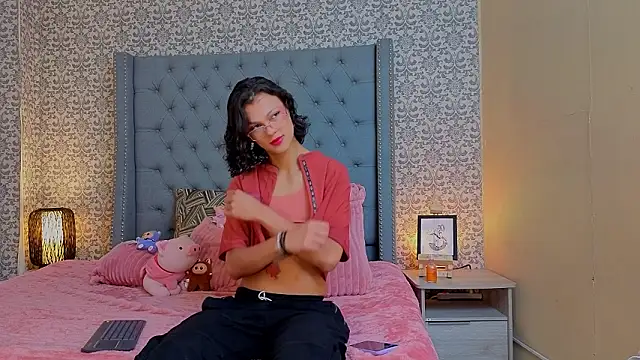 Snapshot of Indi_rave chatting on 02.05.26 Indi rave online show from 02.05.26