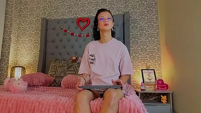 Snapshot of Indi_rave chatting on 02.11.26 Indi rave online show from 02.11.26