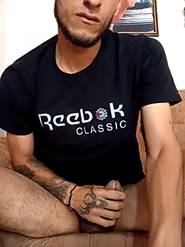 Clouer glow16 online show from 03.07.26