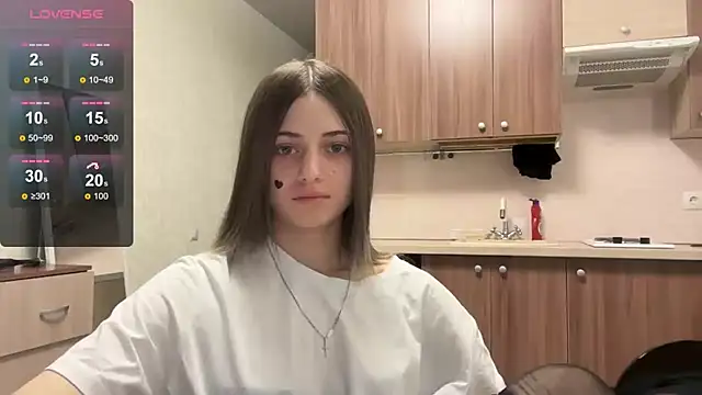 AidaGloshen online show from 01.11.26