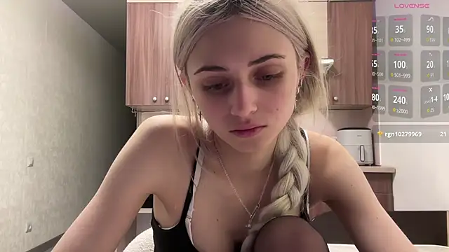 AidaGloshen online show from 07.05.26