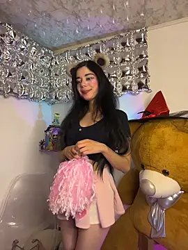 wetbyAlice online show from 10.24.25