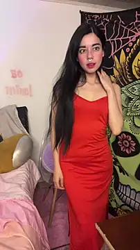 Snapshot of wetbyAlice chatting on 12.20.25 wetbyAlice online show from 12.20.25