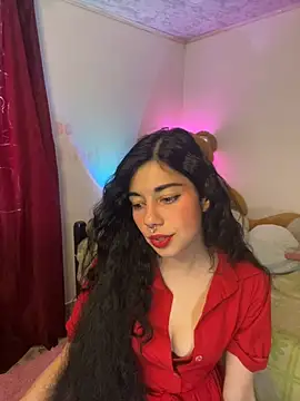 Snapshot of wetbyAlice chatting on 05.14.26 wetbyAlice online show from 05.14.26