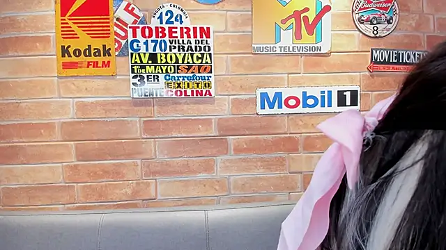 foxy sharlotte online show from 01.05.26