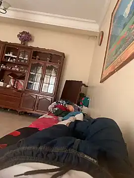 Snapshot of Unique-Man chatting on 11.03.25 Unique-Man online show from 11.03.25