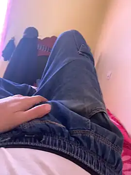 Snapshot of Unique-Man chatting on 02.05.26 Unique-Man online show from 02.05.26